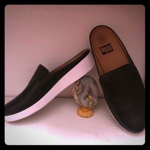 Black FitFlop Superskate Mule